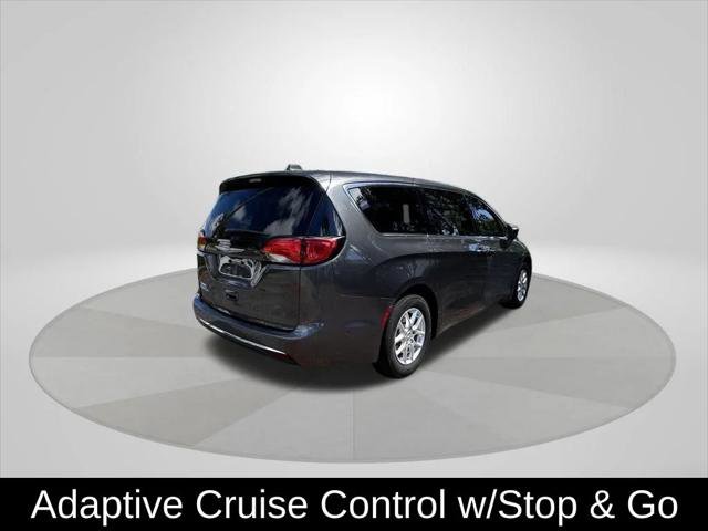 Certified 2020 Chrysler Pacifica Touring w/ Advanced Safetytec Group FWD image 7