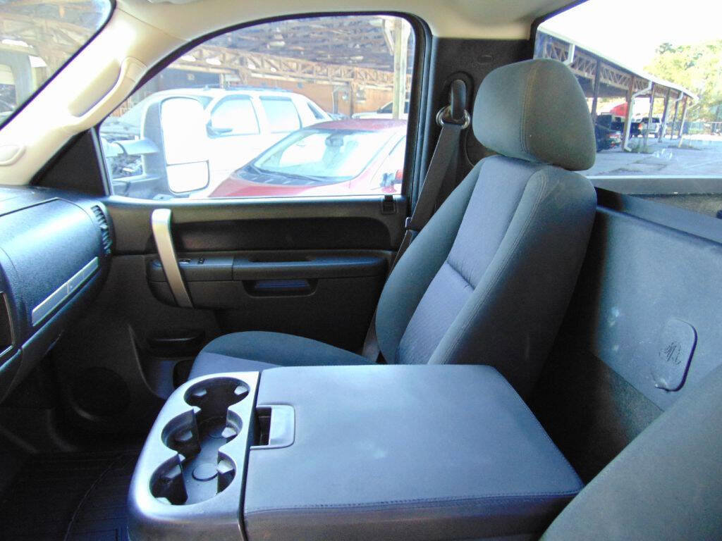 Used 2013 Chevrolet Silverado 3500 LT image 20