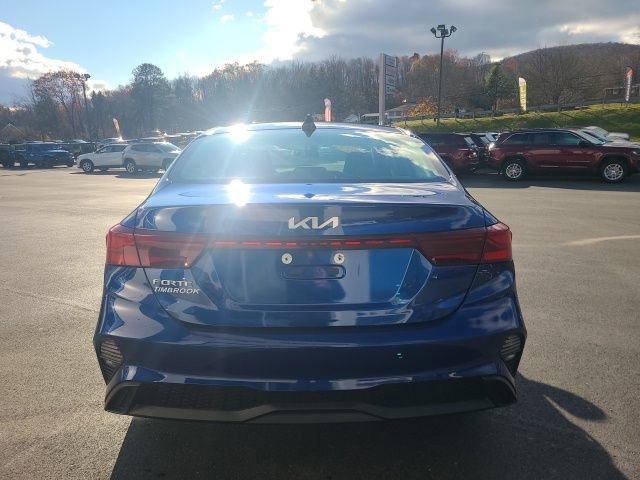 Used 2024 Kia Forte LXS image 4