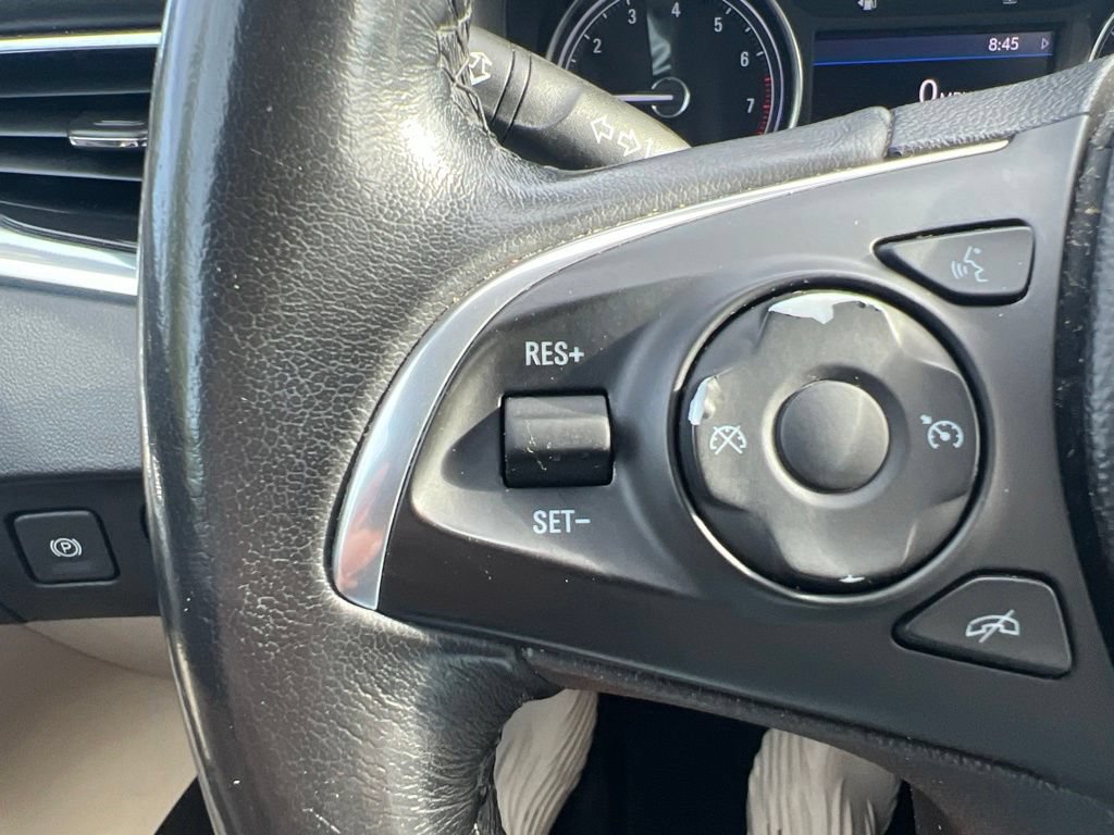 Used 2020 Buick Enclave Essence FWD image 39