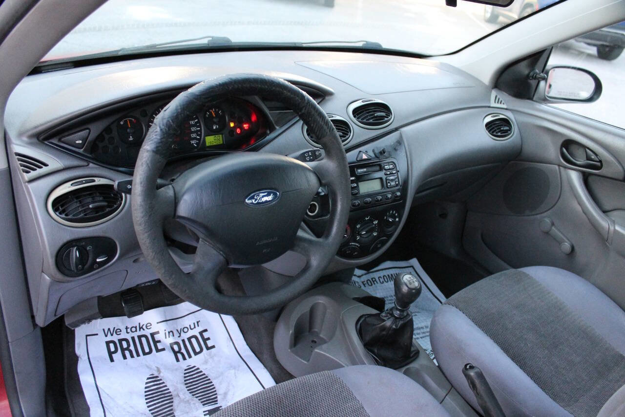 Used 2004 Ford Focus LX image 22