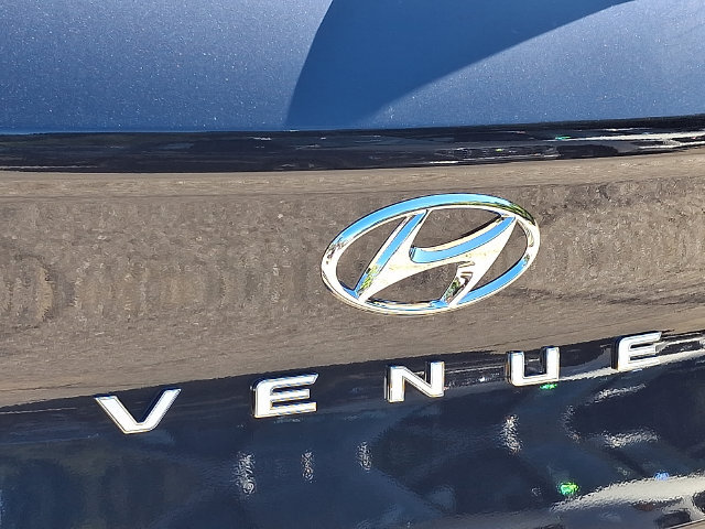 New 2026 Hyundai Venue SEL FWD image 22