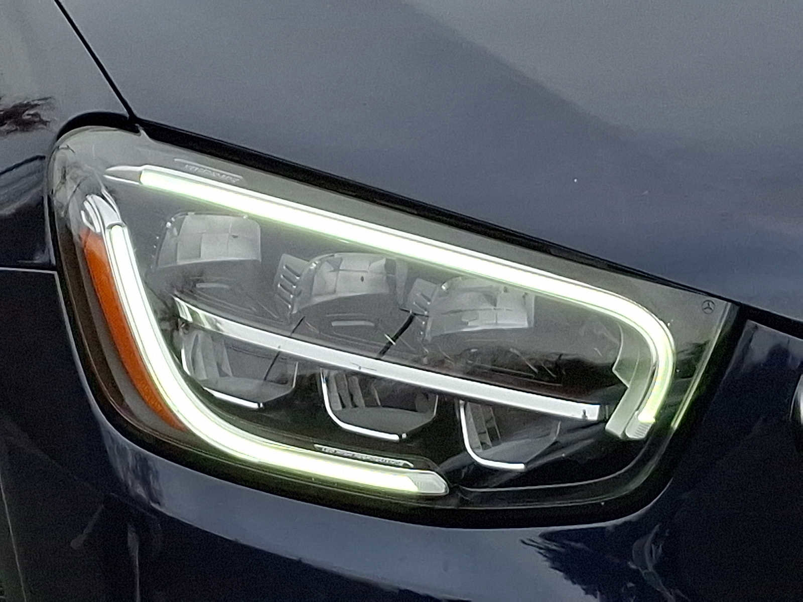 Used 2022 Mercedes-Benz GLC 300 4MATIC image 9