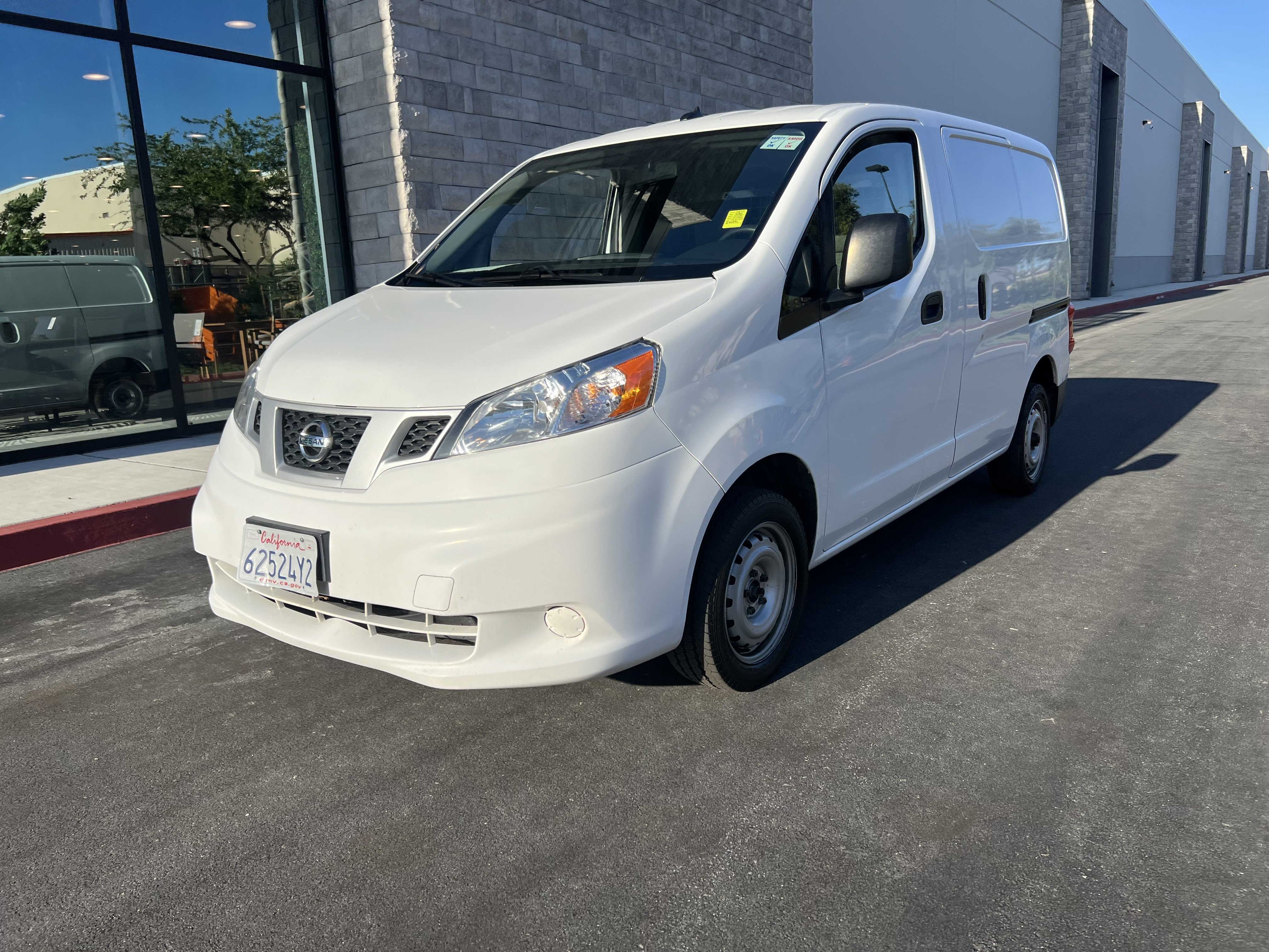 Used 2020 Nissan NV200 S w/ Back Door Glass Package FWD image 9