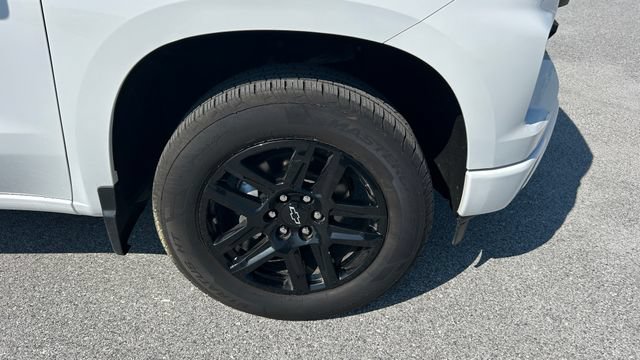 Certified 2023 Chevrolet Silverado 1500 Custom AWD/4WD image 14