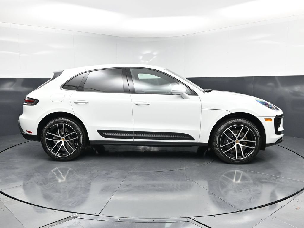 New 2026 Porsche Macan AWD/4WD image 10