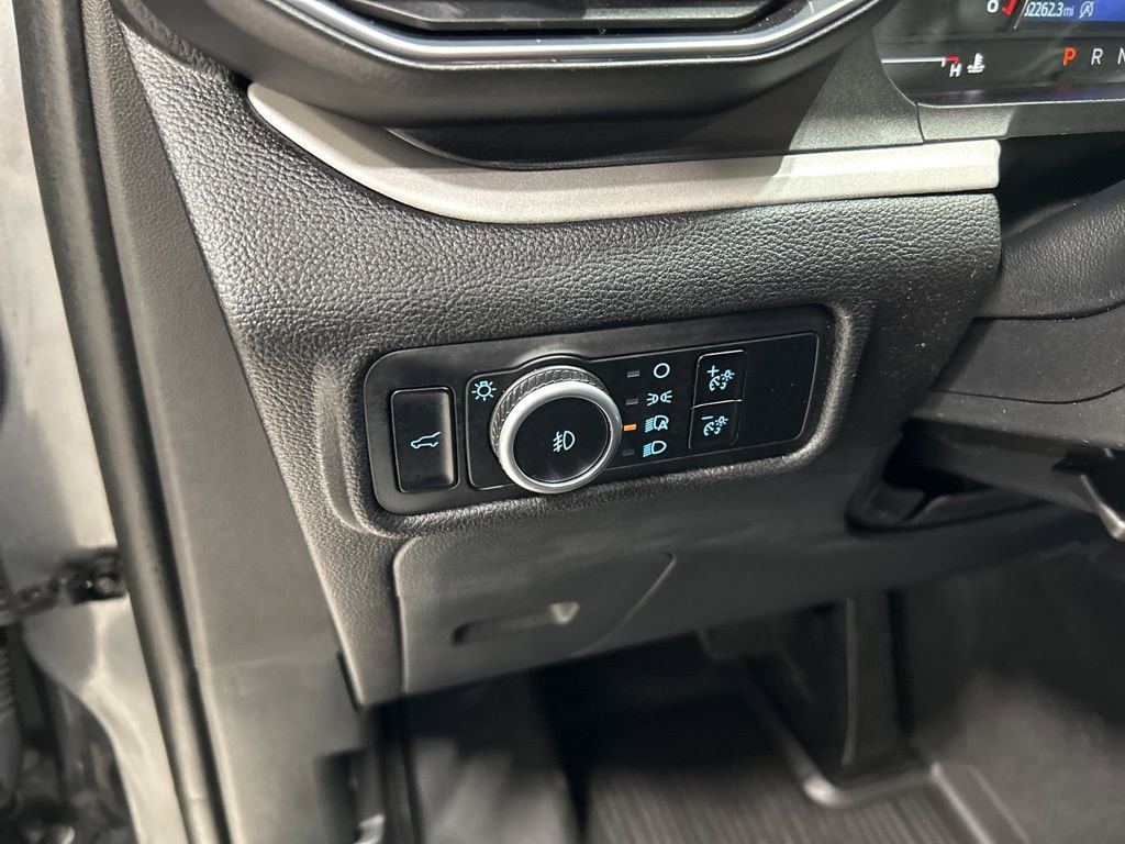 Certified 2023 Ford Explorer XLT w/ Equipment Group 202A image 14