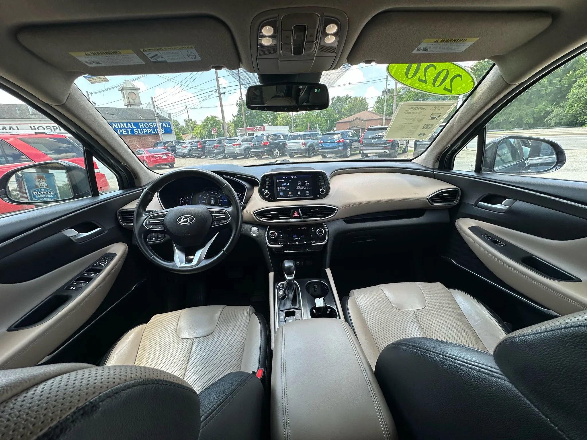 Used 2020 Hyundai Santa Fe SEL w/ Convenience + Premium Package image 15