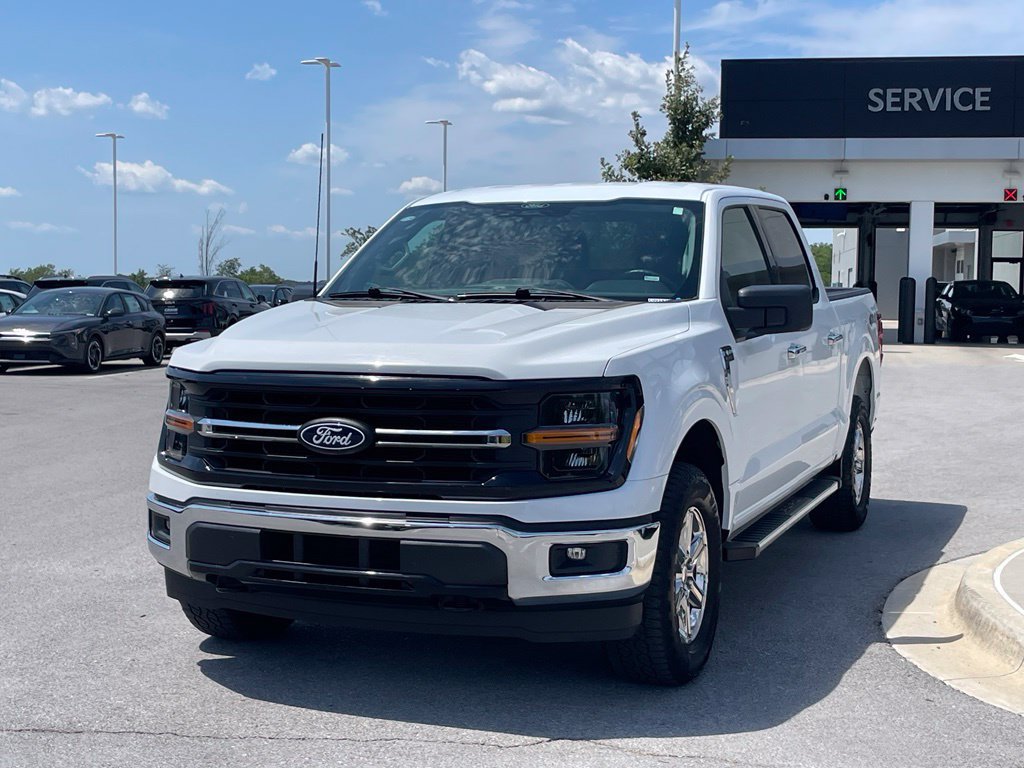 Used 2025 Ford F150 XLT w/ Equipment Group 301A Standard AWD/4WD image 3