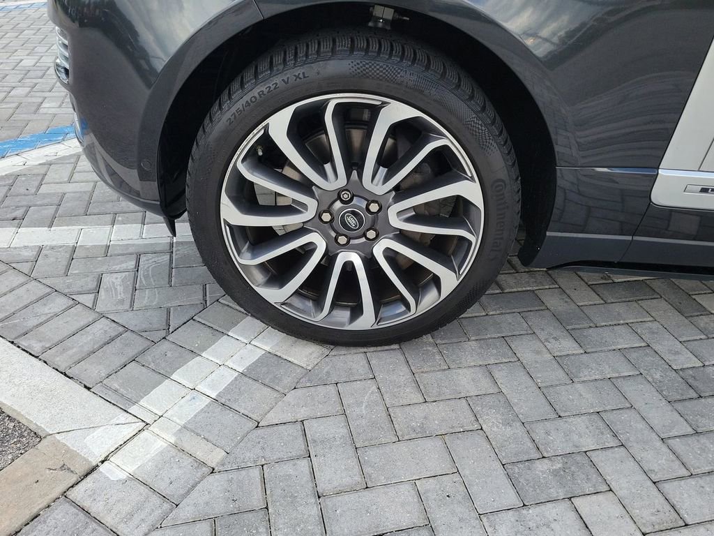 Used 2015 Land Rover Range Rover Long Wheelbase Autobiography image 13