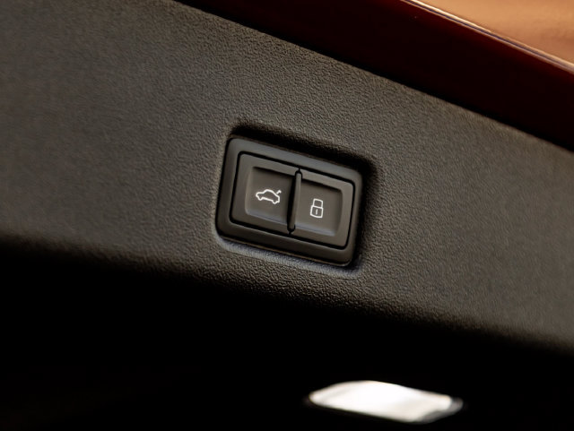 New 2026 Audi SQ5 Prestige AWD/4WD image 31