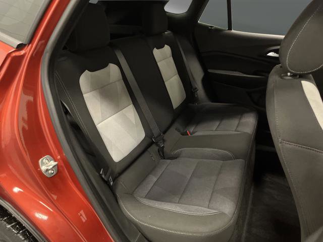 Used 2024 Chevrolet Trax RS w/ Driver Confidence Package image 27