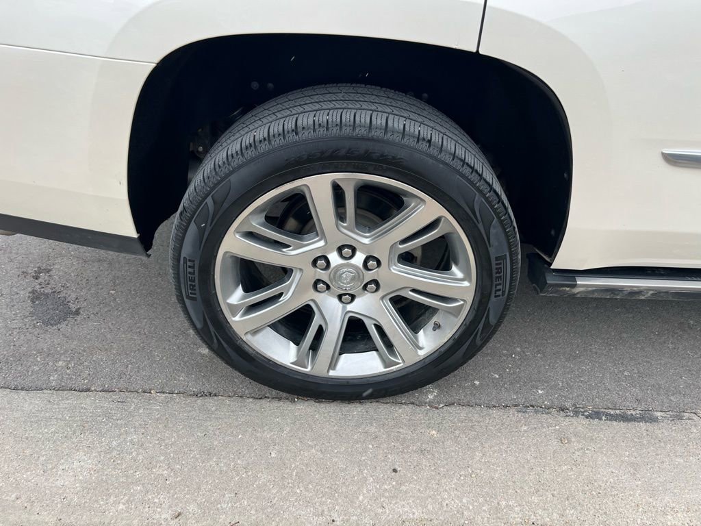 Used 2015 Cadillac Escalade Premium image 10
