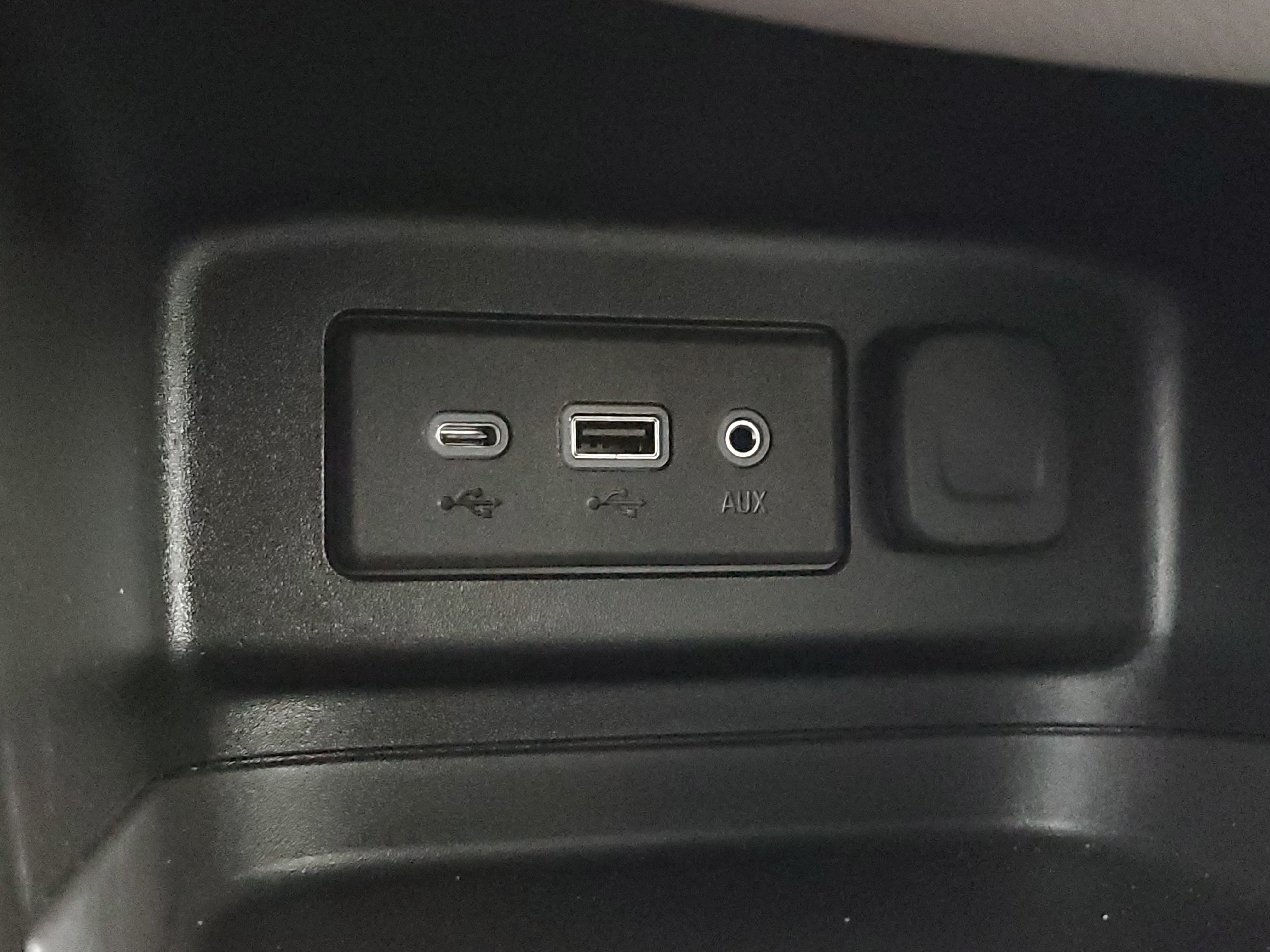 Used 2022 Chevrolet Equinox LT FWD image 29