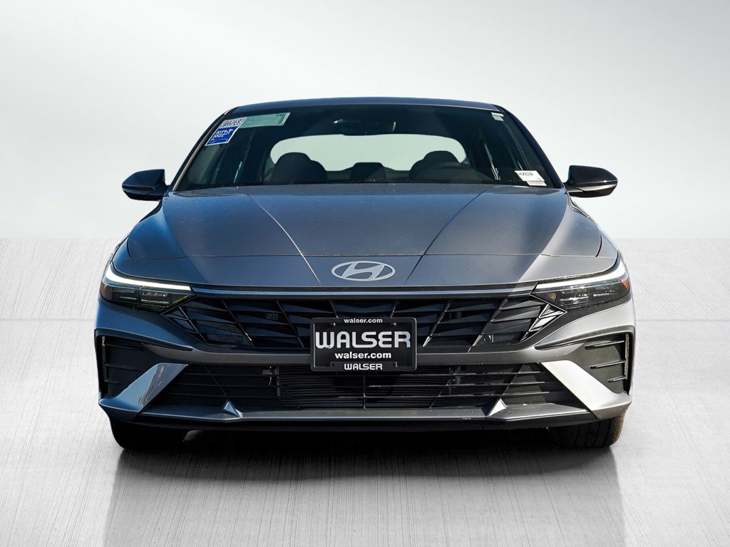 New 2026 Hyundai Elantra Sport image 2