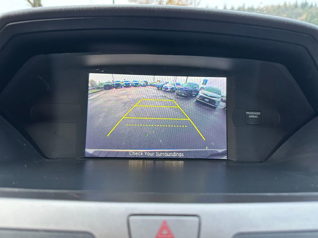 Used 2016 Honda Odyssey SE image 18