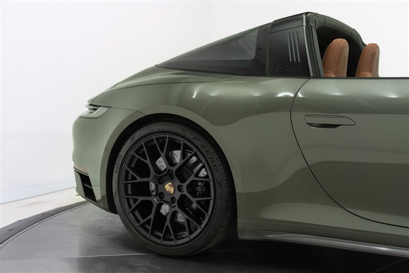 Used 2024 Porsche 911 Targa 4 GTS AWD/4WD image 30