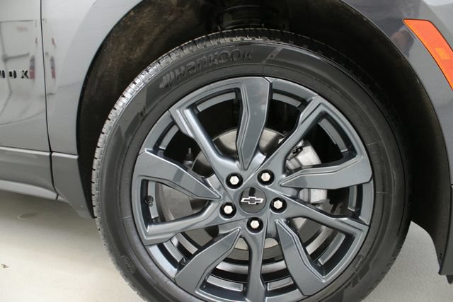Used 2023 Chevrolet Equinox RS AWD/4WD image 33