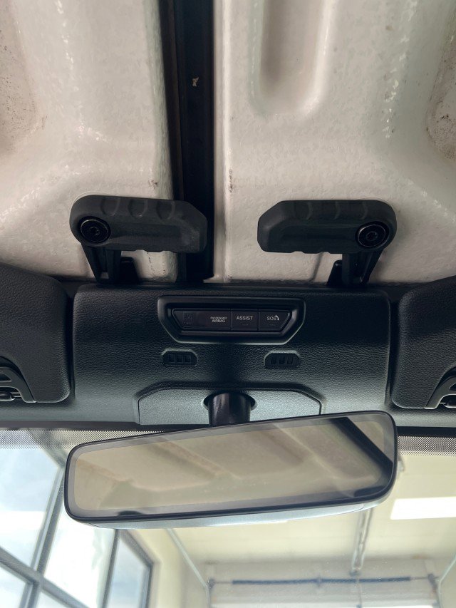 Used 2021 Jeep Gladiator Overland image 20