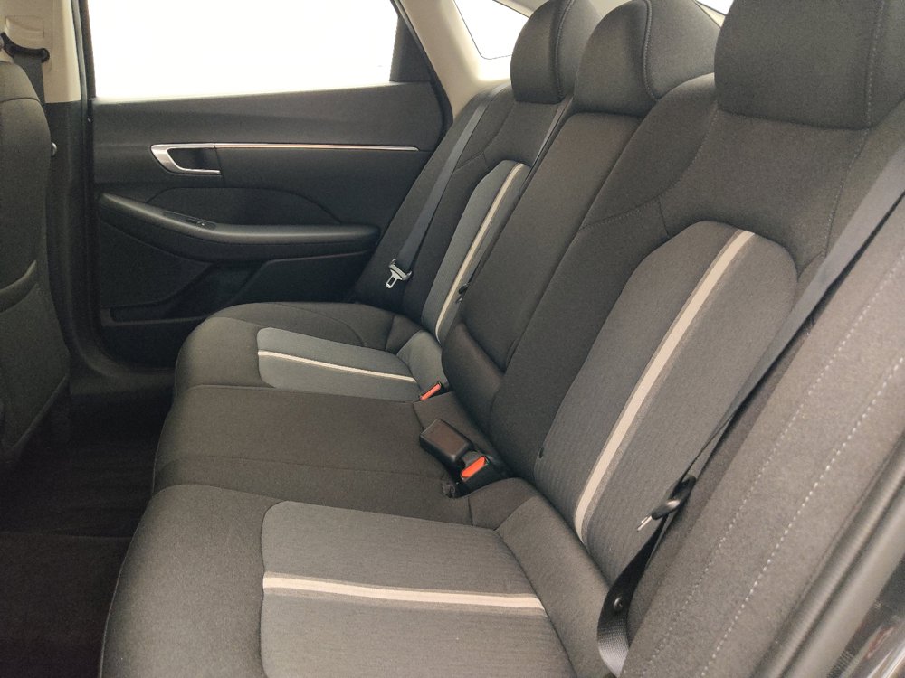 Used 2021 Hyundai Sonata SEL FWD image 18