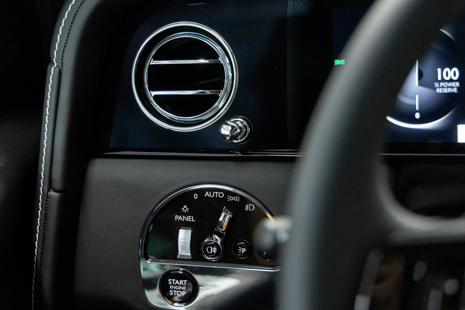 New 2027 Rolls-Royce Cullinan AWD/4WD image 38