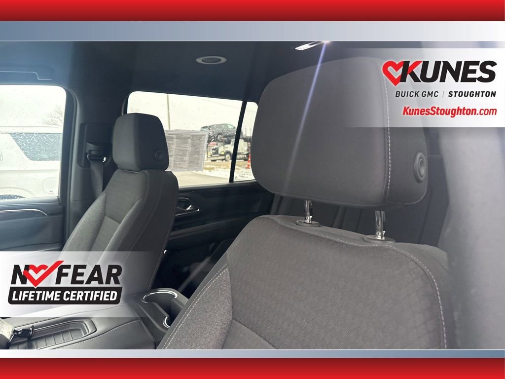 Used 2024 GMC Yukon SLE image 21