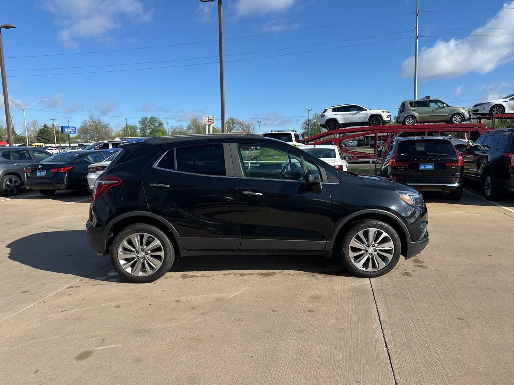 Used 2020 Buick Encore Preferred w/ Safety Package FWD image 4