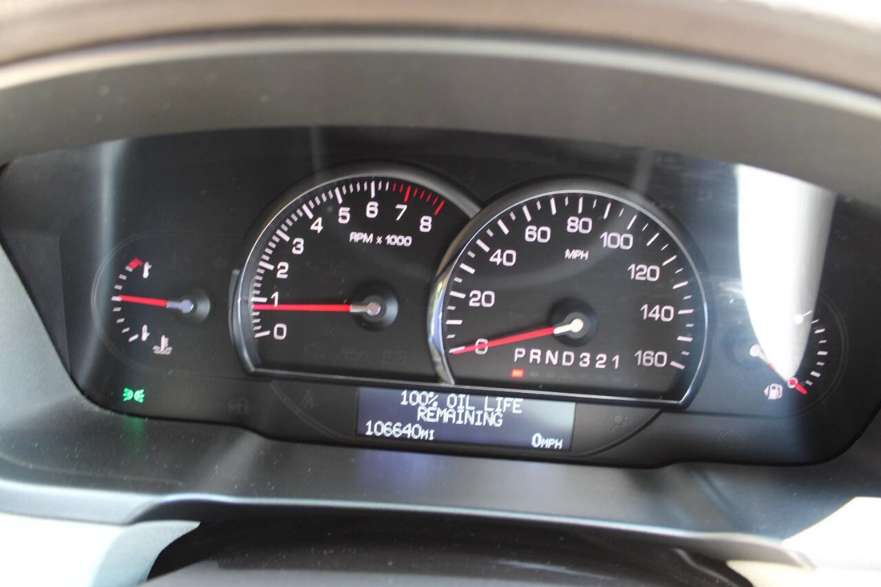 Used 2011 Cadillac DTS image 18