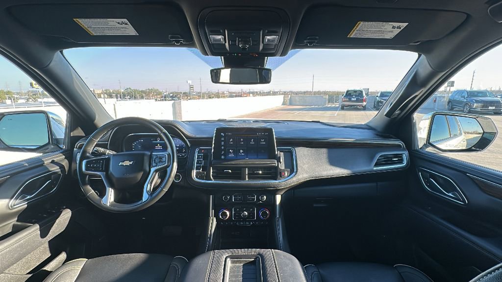 Used 2023 Chevrolet Suburban Premier image 21