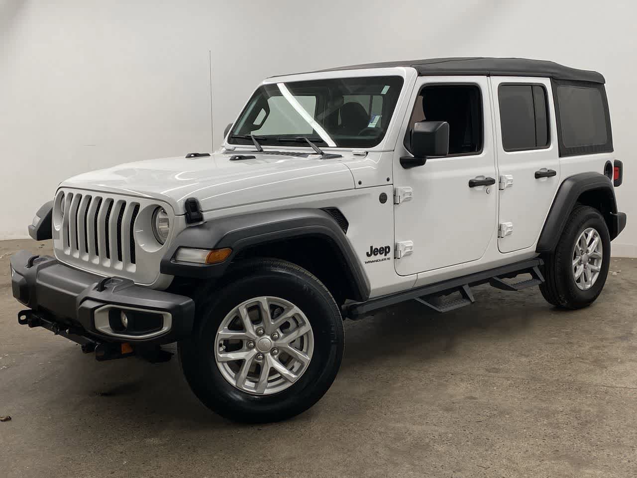 Used 2023 Jeep Wrangler Sport S AWD/4WD image 1