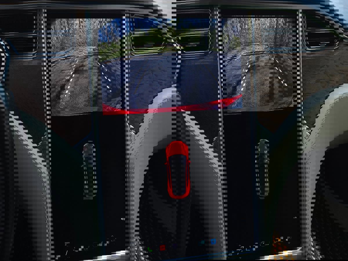 Used 2018 Tesla Model S 100D image 32