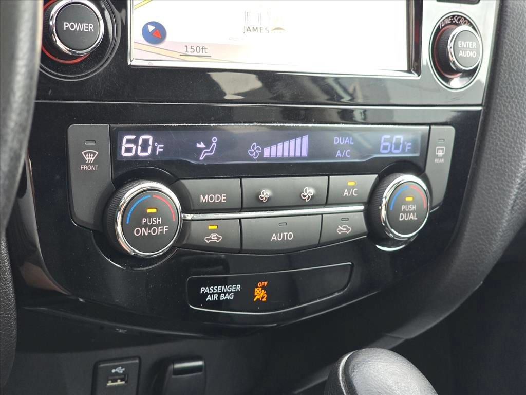 Used 2015 Nissan Rogue SL w/ SL Premium Package AWD/4WD image 19