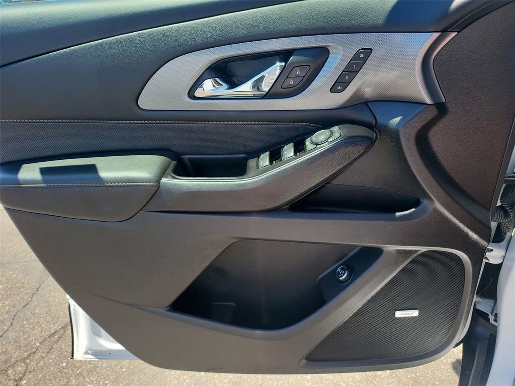 Used 2020 Chevrolet Traverse Premier w/ Redline Edition image 15