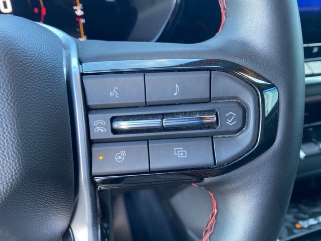 Used 2023 Chevrolet Colorado Z71 w/ Z71 Convenience Package 2 image 10