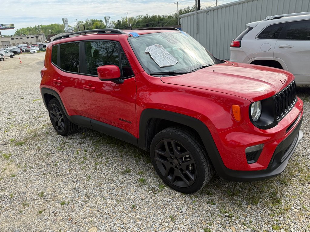 Used 2022 Jeep Renegade Latitude w/ Convenience Group image 3