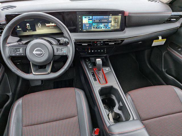 Used 2025 Nissan Kicks SR AWD/4WD image 21
