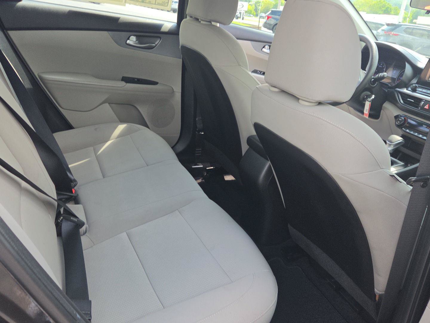 Used 2019 Kia Forte LXS FWD image 15