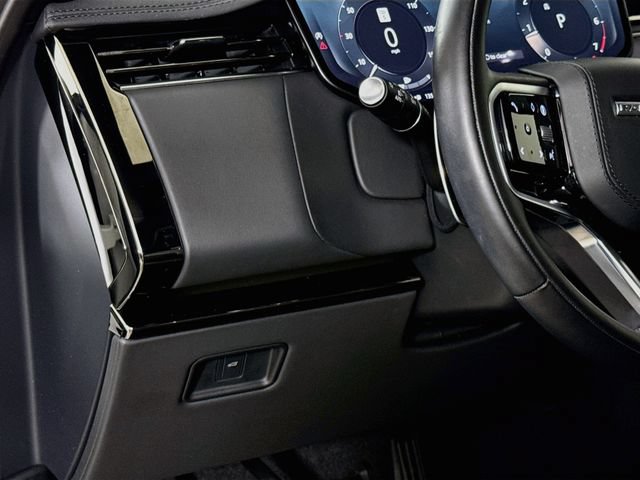 Certified 2024 Land Rover Range Rover Sport SE AWD/4WD image 10
