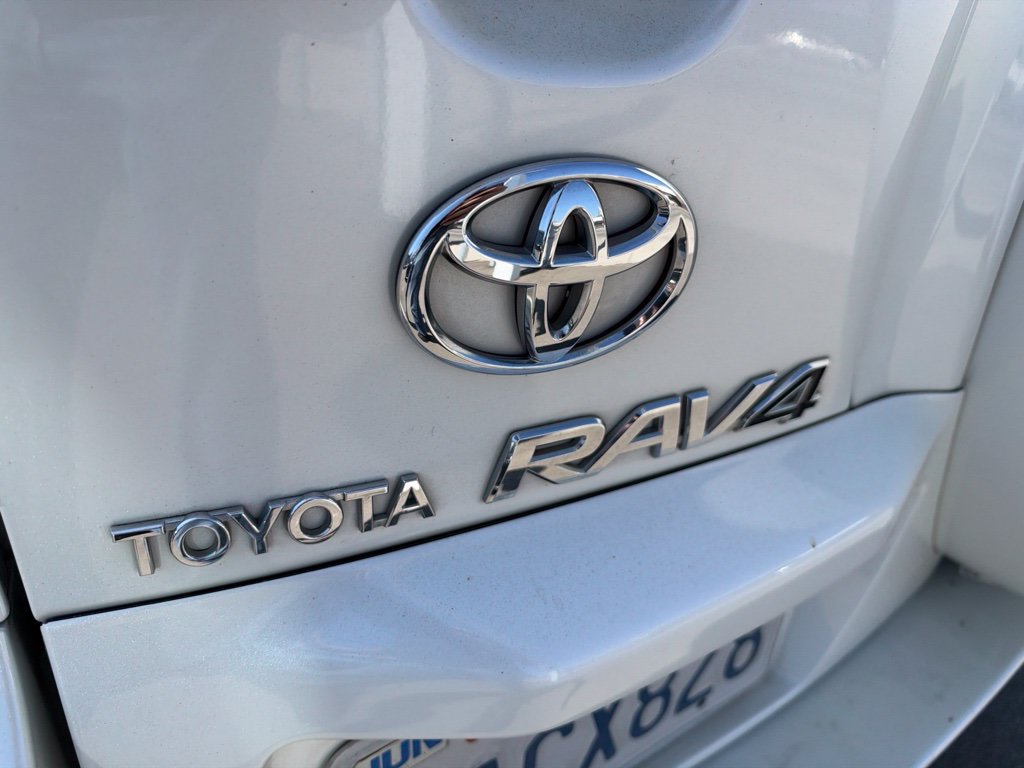 Used 2007 Toyota RAV4 Limited FWD image 7