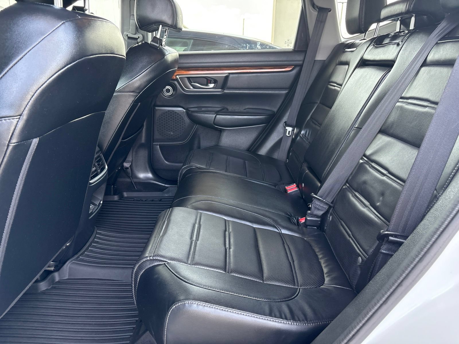 Used 2022 Honda CR-V Touring image 16
