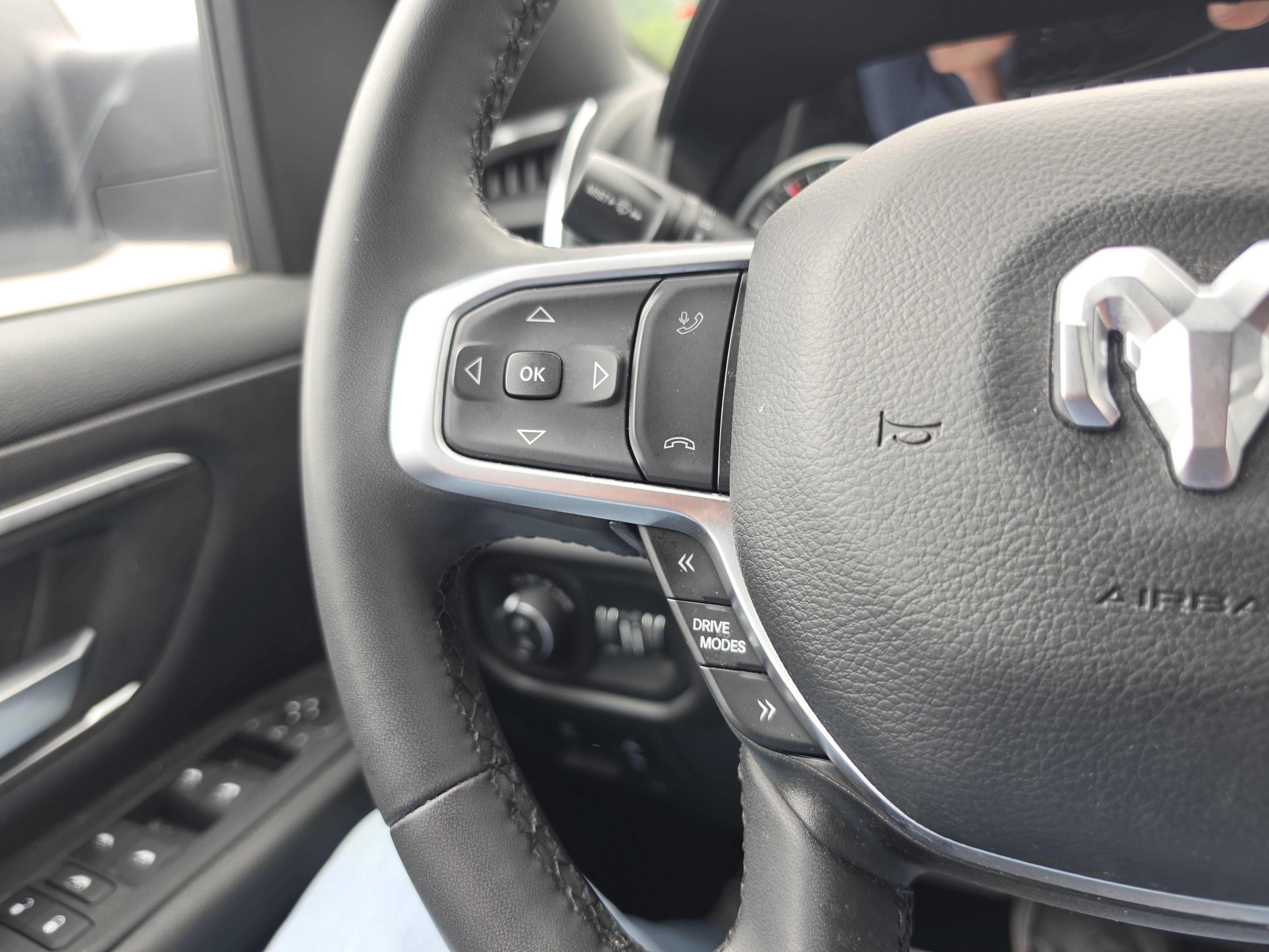 Used 2025 RAM 1500 Big Horn AWD/4WD image 19