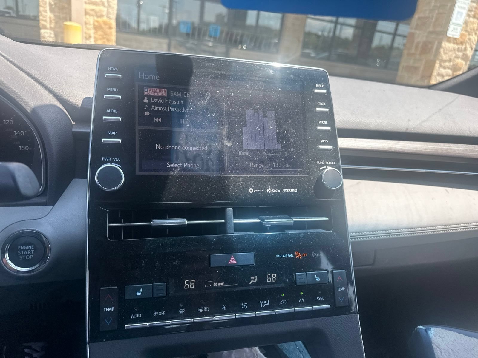 Used 2022 Toyota Avalon XLE FWD image 11