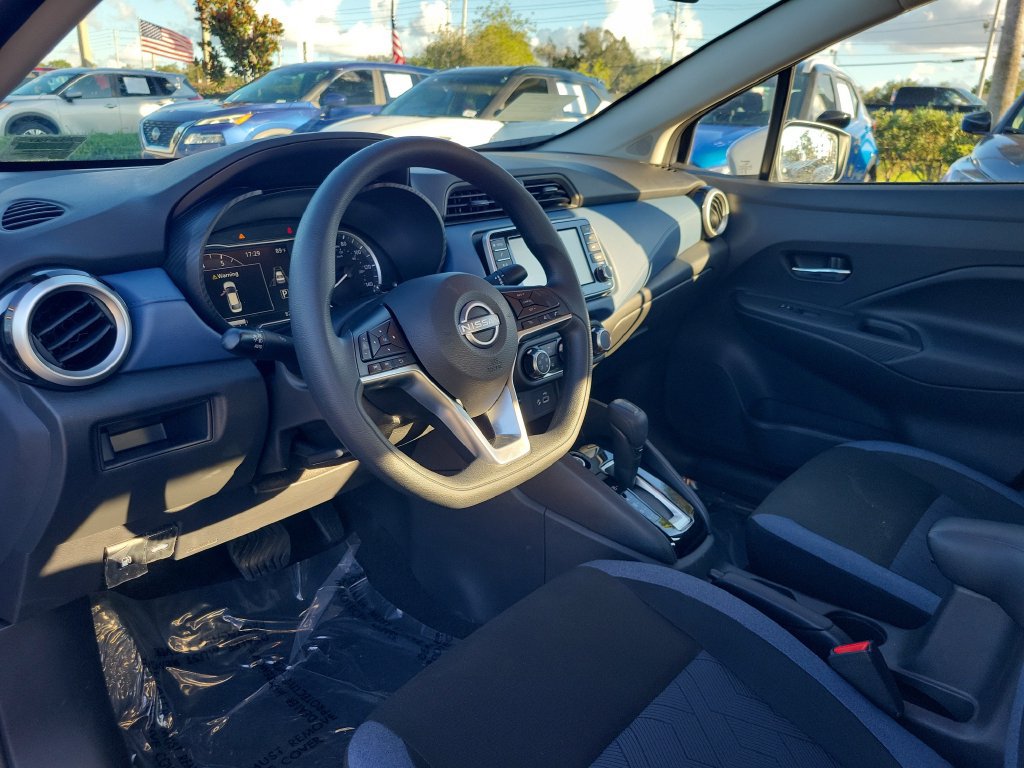 Used 2025 Nissan Versa SV w/ Trunk Package FWD image 14