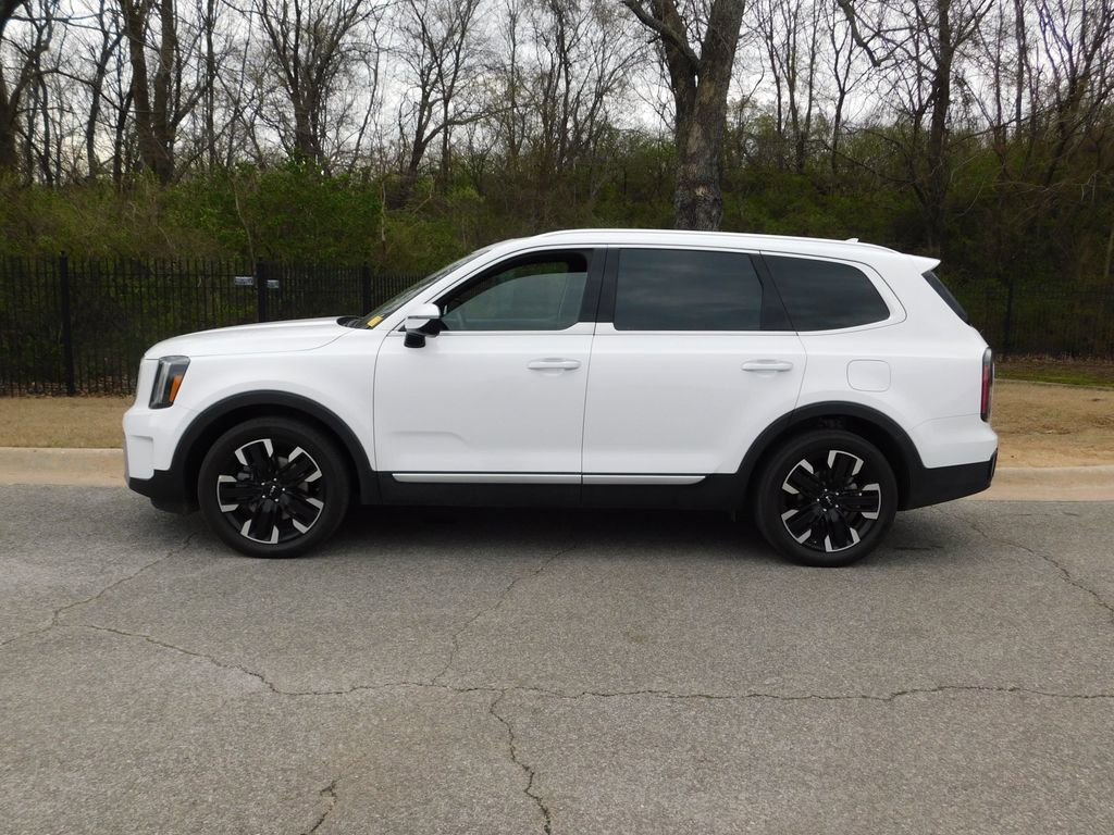 Used 2025 Kia Telluride SX Prestige image 2