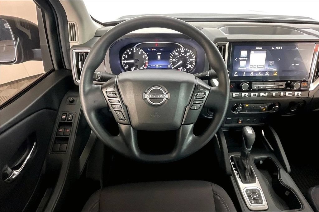New 2026 Nissan Frontier SV w/ Tow Package AWD/4WD image 18