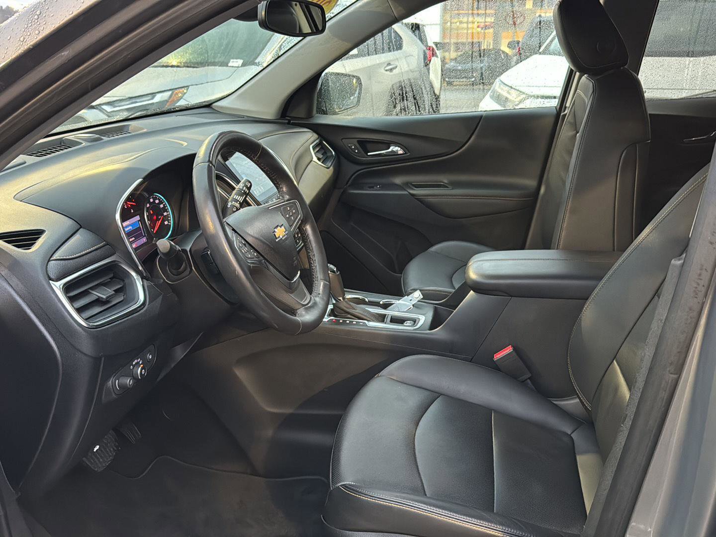 Used 2019 Chevrolet Equinox Premier image 8