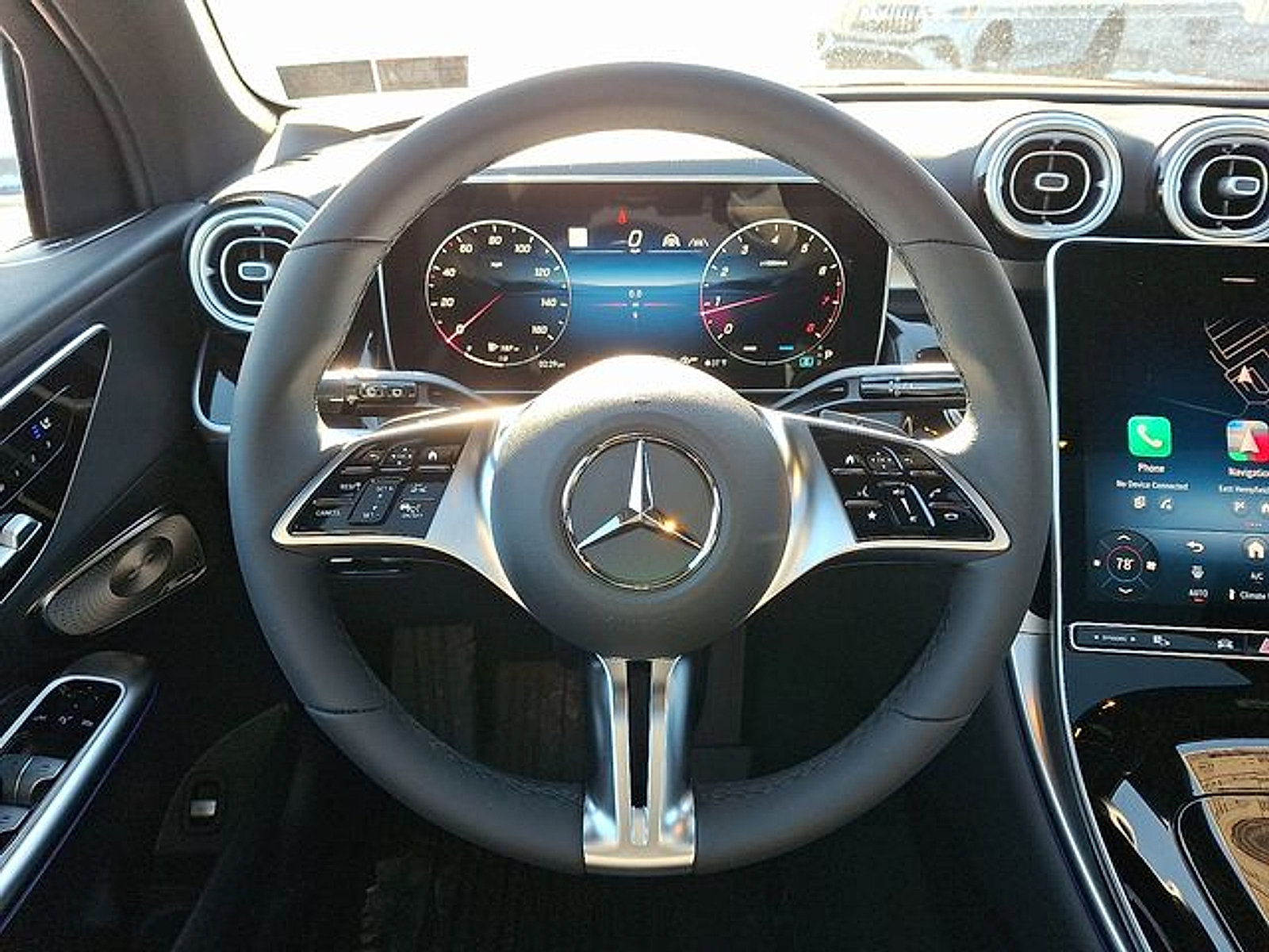 Used 2026 Mercedes-Benz GLC 300 4MATIC image 17