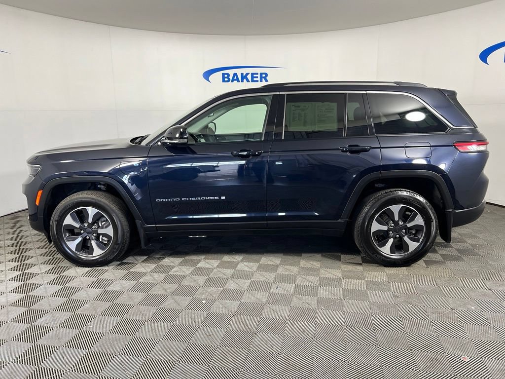 Used 2024 Jeep Grand Cherokee Limited 4xe w/ MOPAR Finishing Package AWD/4WD image 2