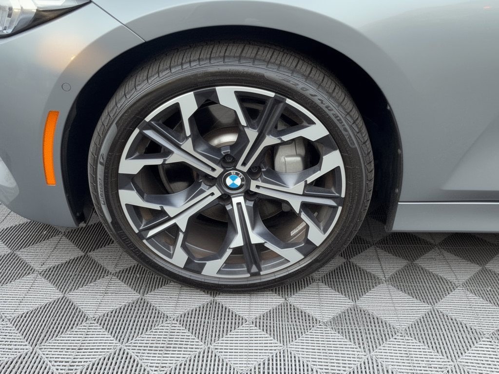 Certified 2026 BMW 330i Sedan RWD image 13