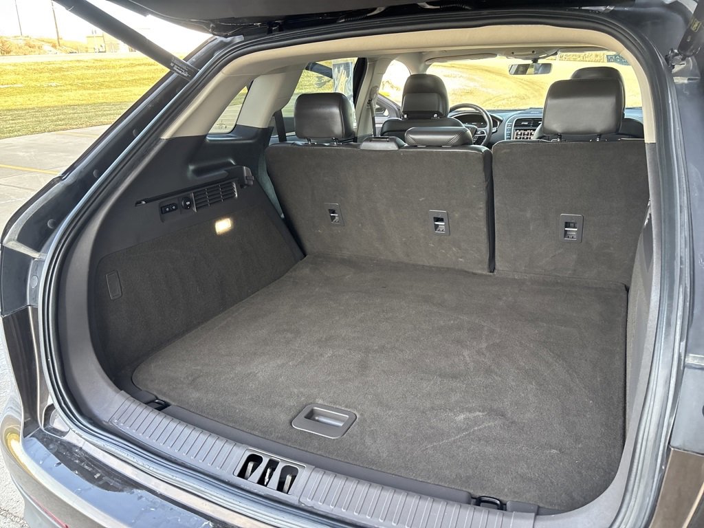 Used 2019 Lincoln Nautilus Reserve image 33